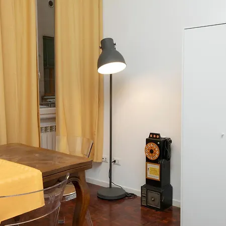 Apartamento Manara10 Giallo2 Roma