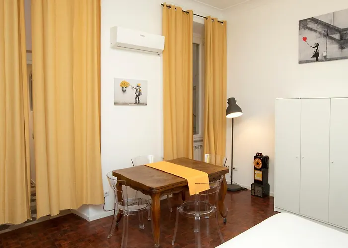 Апартаменты Manara10 Giallo2