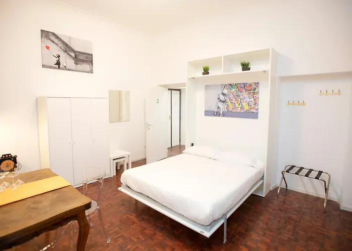 Апартаменты Manara10 Giallo2